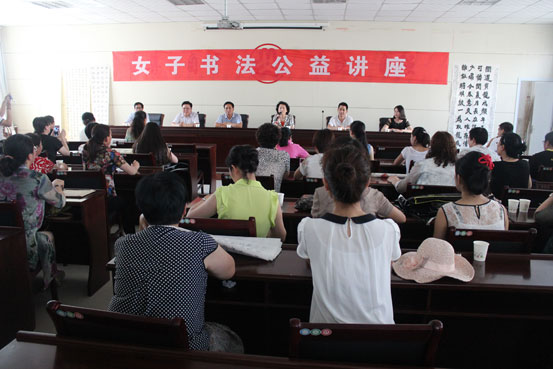 http://www.gsarts.org.cn/console/ewebeditor/uploadfile/20160708183037001.jpg