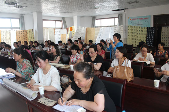 http://www.gsarts.org.cn/console/ewebeditor/uploadfile/20160708183037002.jpg